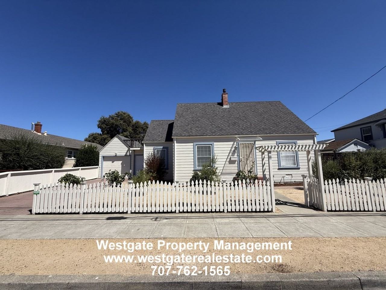 312 Fair St - Photo 2 of 28