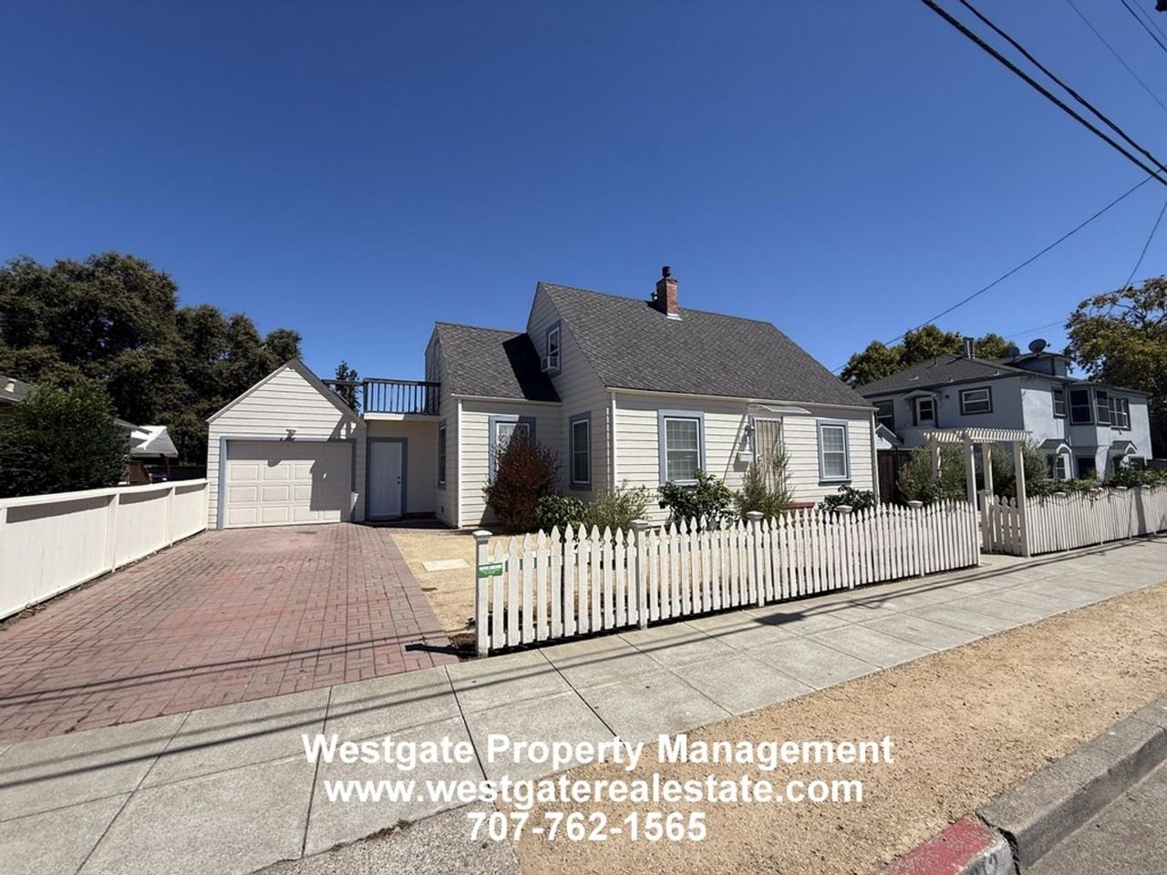 312 Fair St - Photo 4 of 28