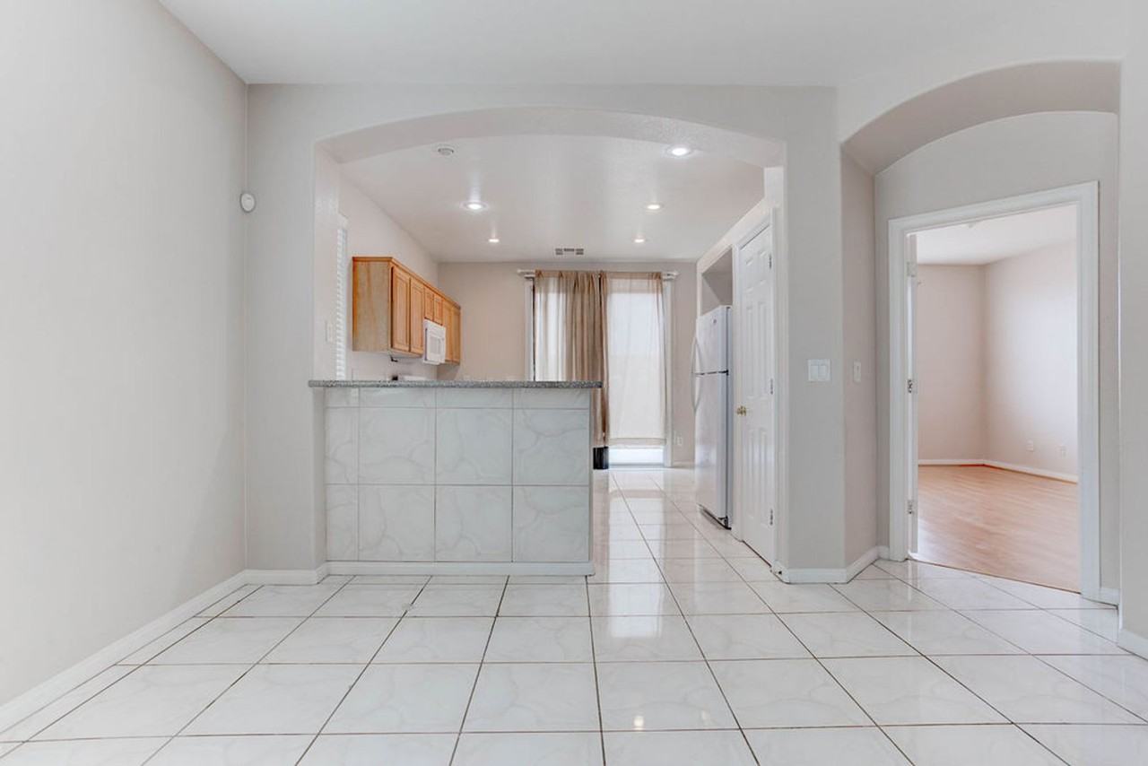 8473 Barossa Ct - Photo 3 of 31