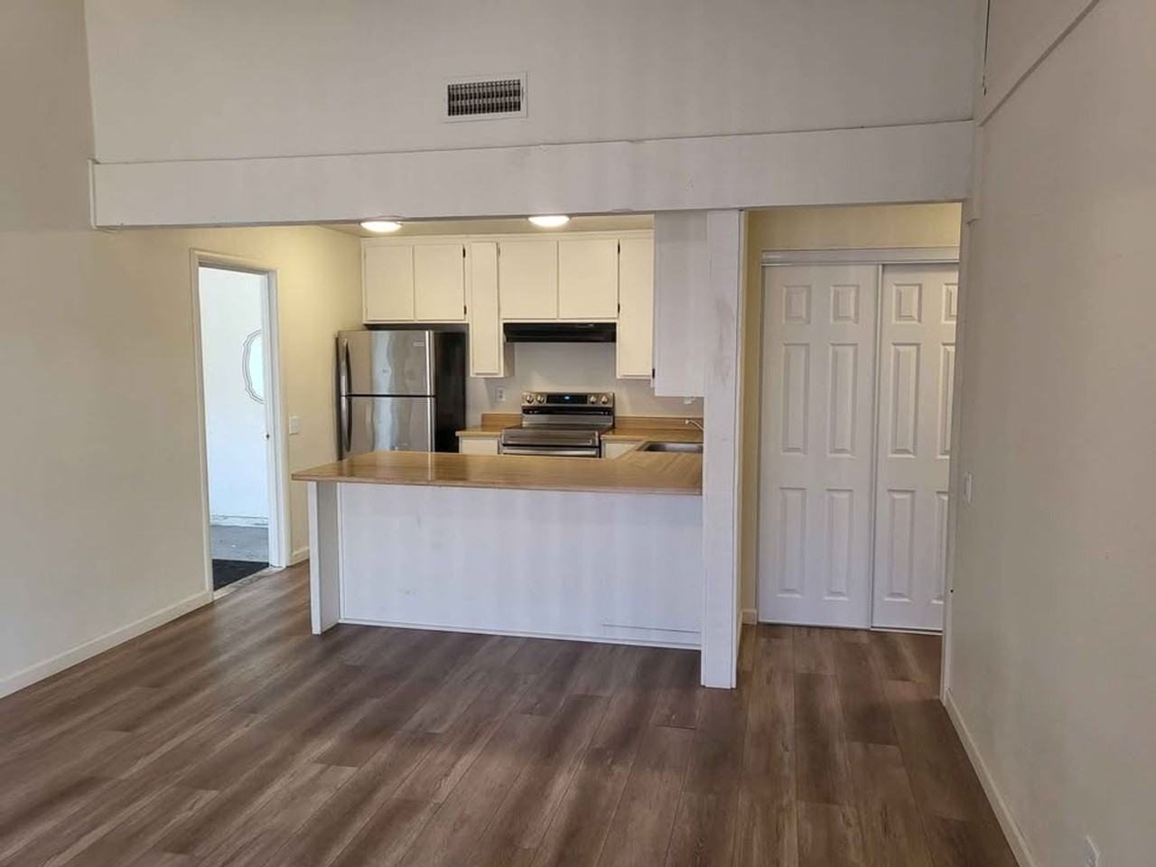 3633 Sutterwoods Way - Photo 6 of 20