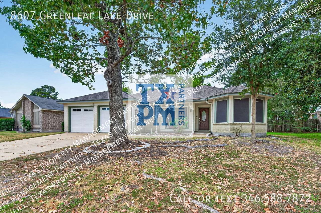 8607 Greenleaf Lake Dr