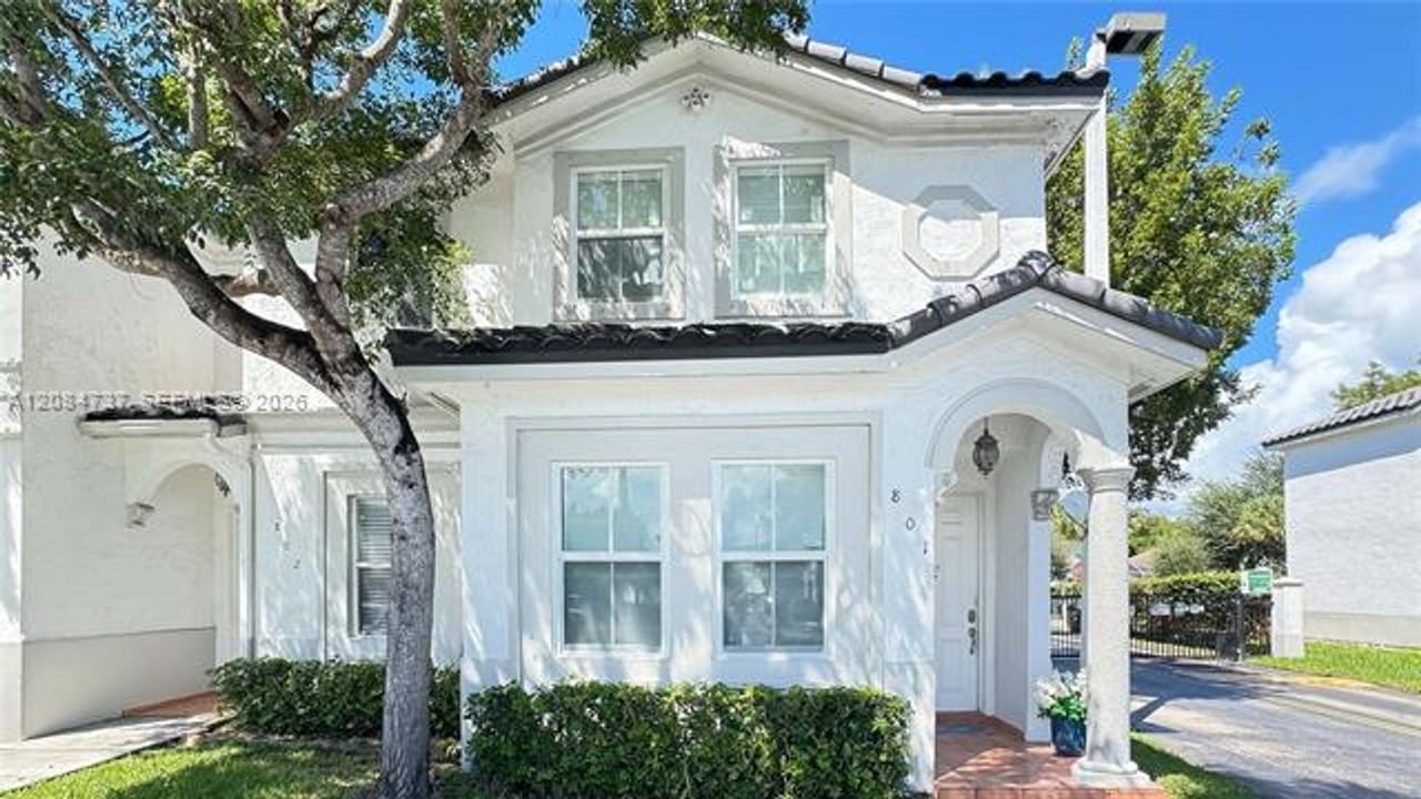 5470 5470 NW 107th Ave th 801 - Photo 3 of 41