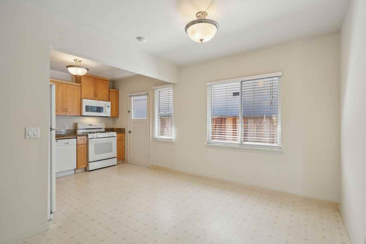 1030 Florence Ln - Photo 7 of 11