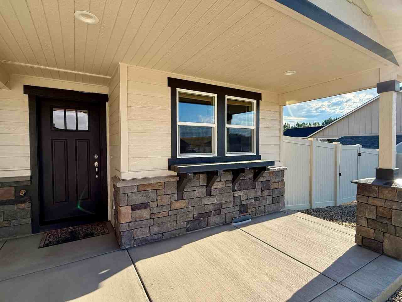 10348 Sienna Loop - Photo 2 of 32
