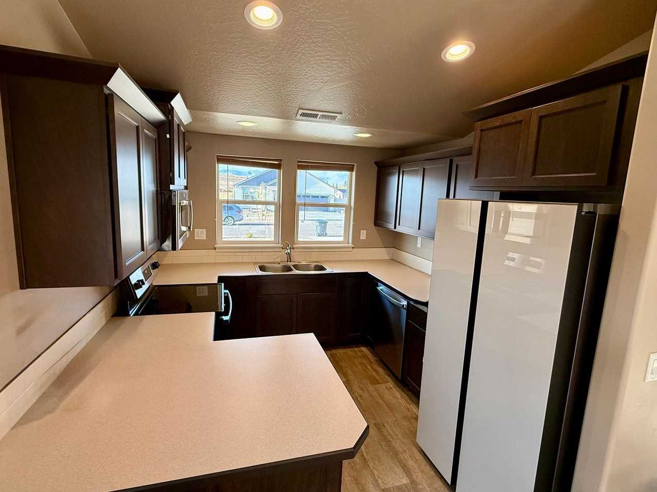 10348 Sienna Loop - Photo 7 of 32