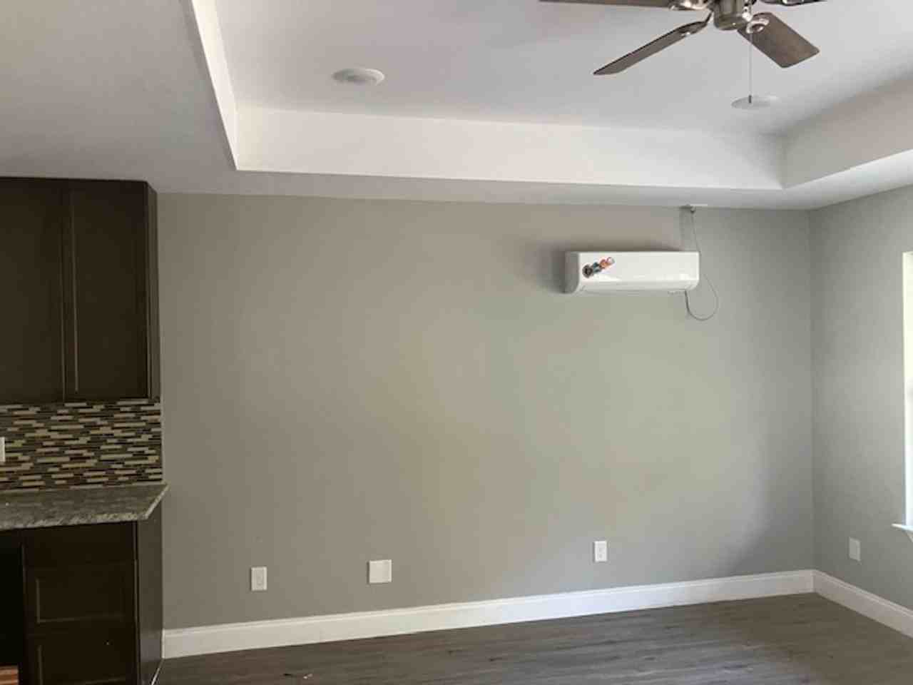 16570 Moonlight Dr - Photo 3 of 11