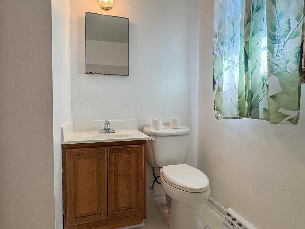 908 Augusta Ave - Photo 5 of 22