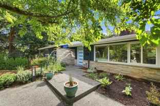 5521 Ne 63rd St - Photo 1 of 1