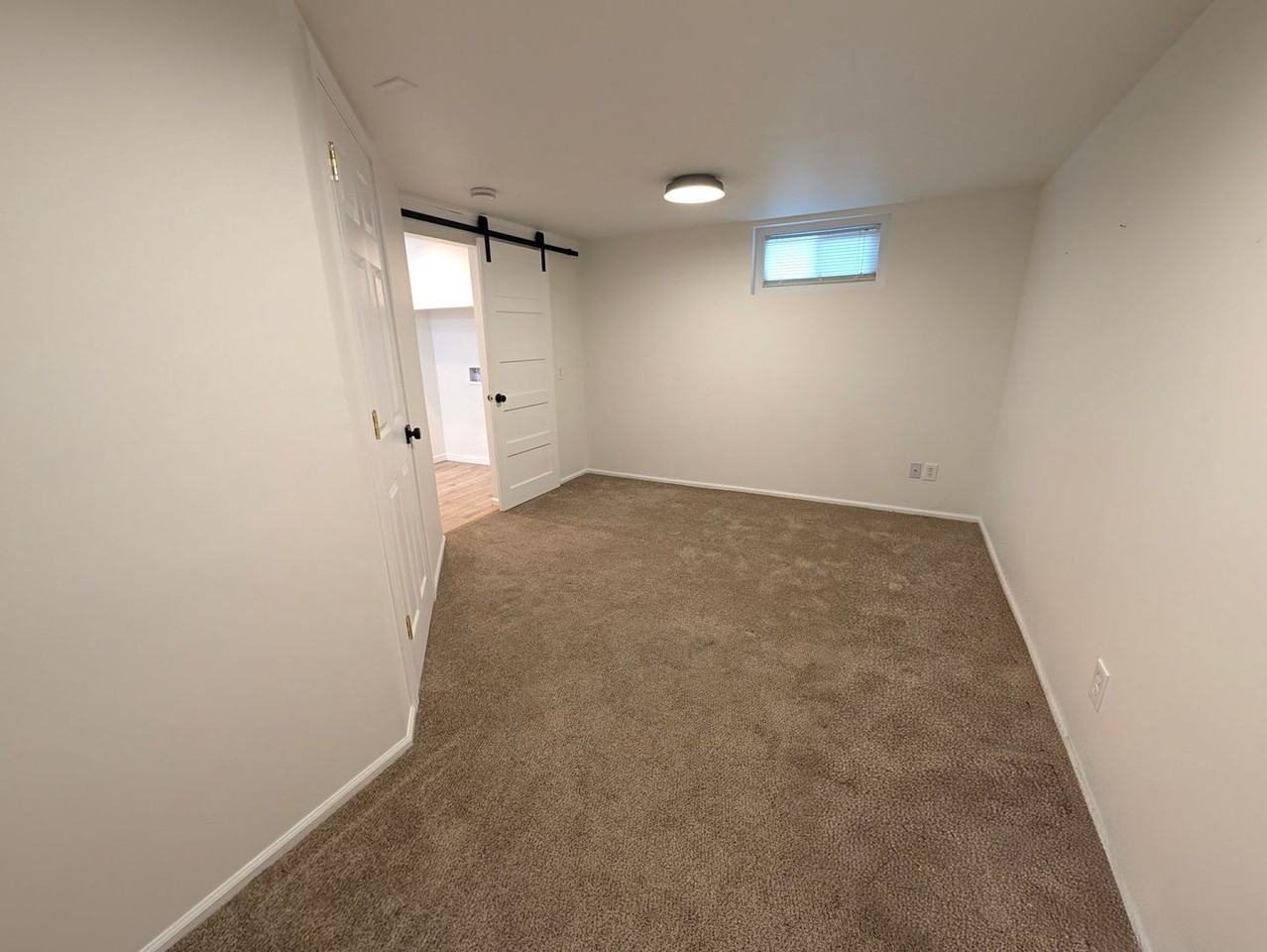 414 3rd Ave #B - Photo 3 of 12