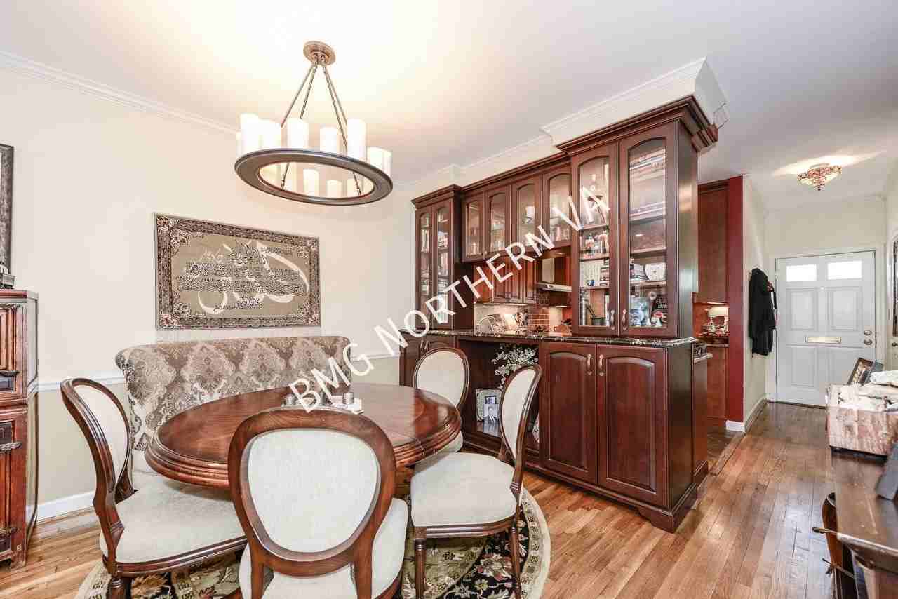 528 N Columbus St - Photo 5 of 38
