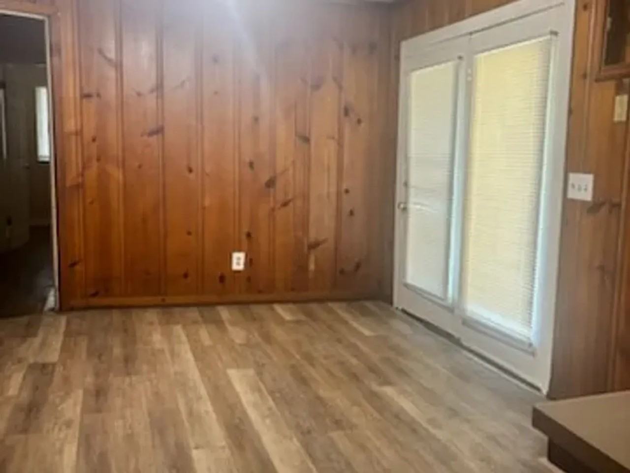 1527 Maria Dr - Photo 7 of 9