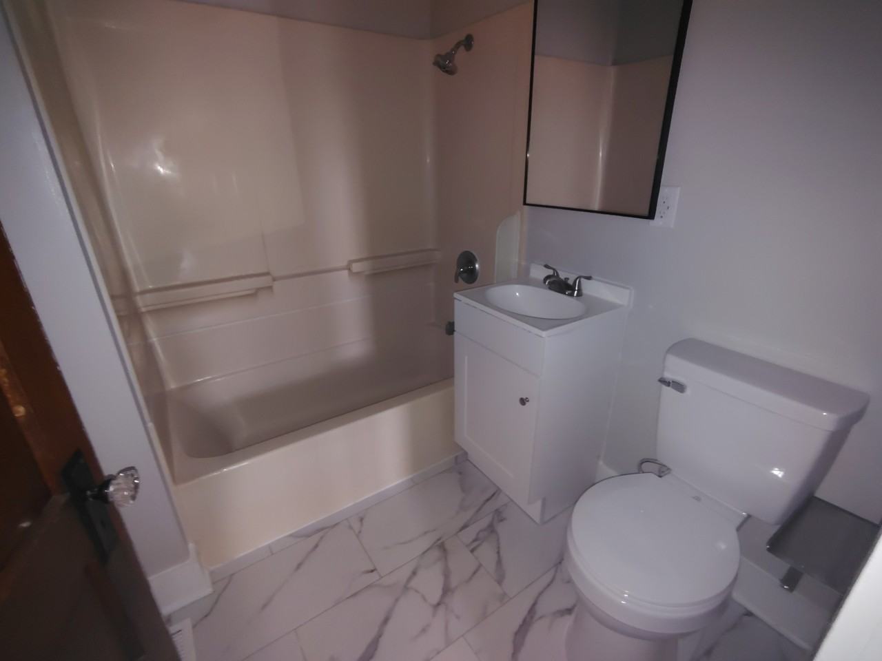 1102 16th St #15 - Photo 6 of 16
