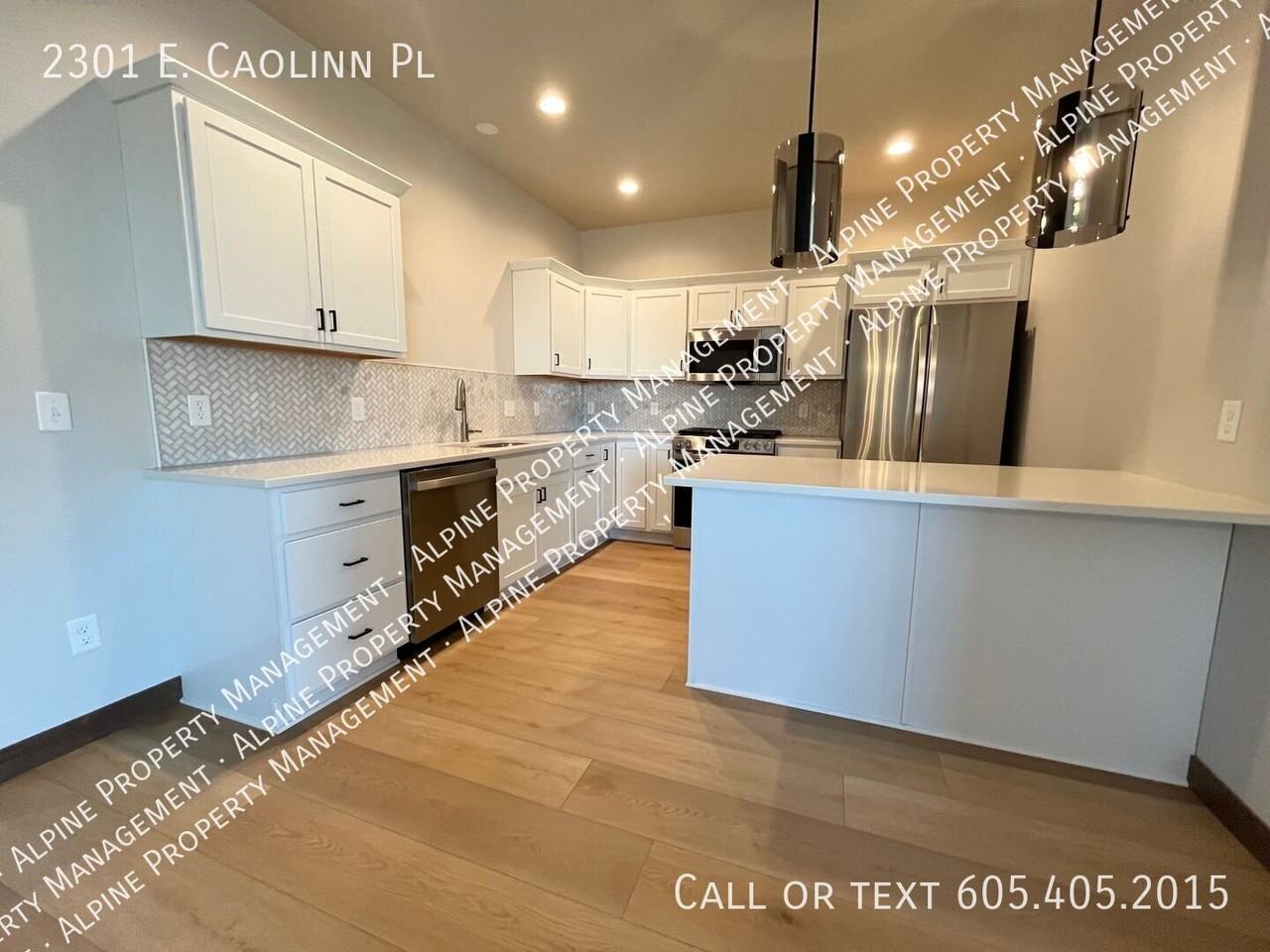 2301 Caolinn Pl - Photo 6 of 29