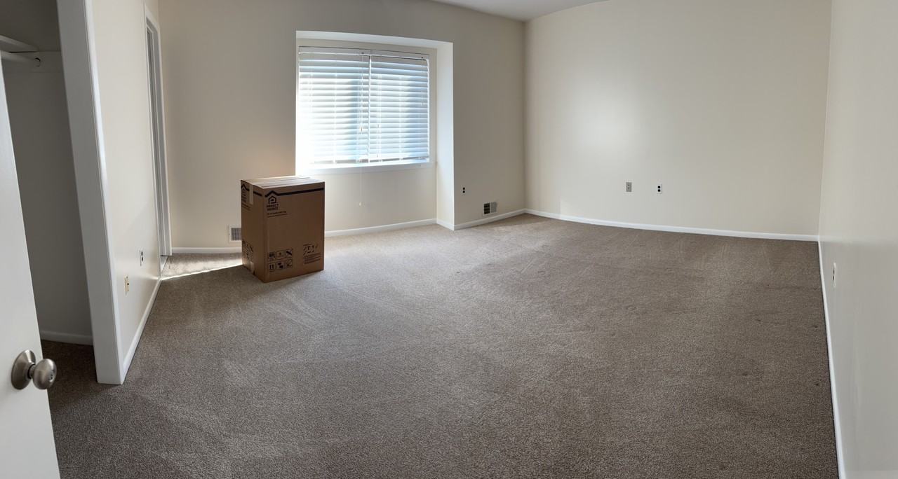 Robin Rd #862 - Photo 4 of 5