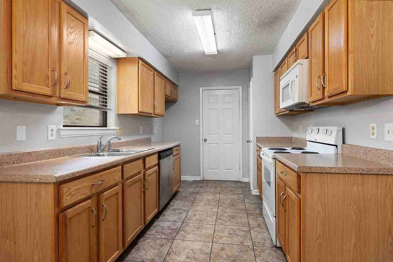 402 Forest Creek Dr #NA - Photo 7 of 23