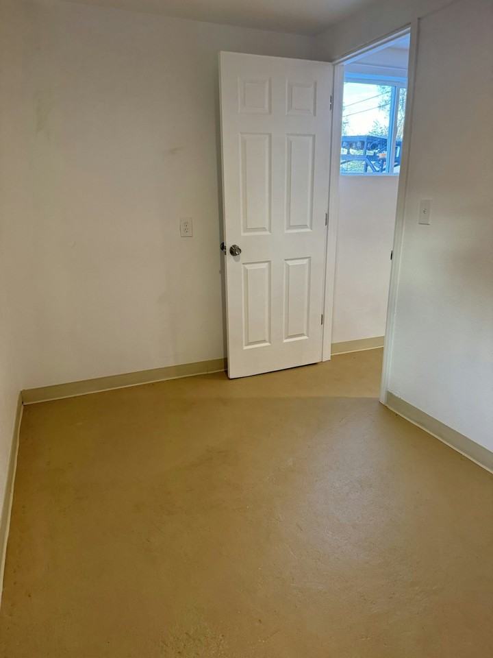 400 South Raleigh Street - Photo 4 of 9