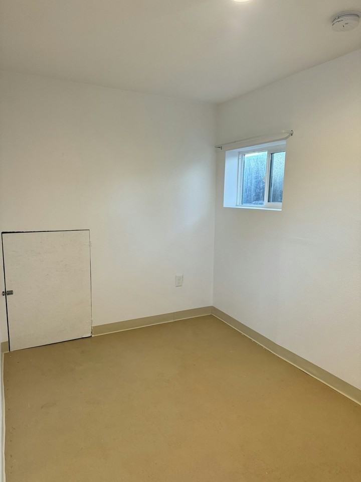400 South Raleigh Street - Photo 5 of 9