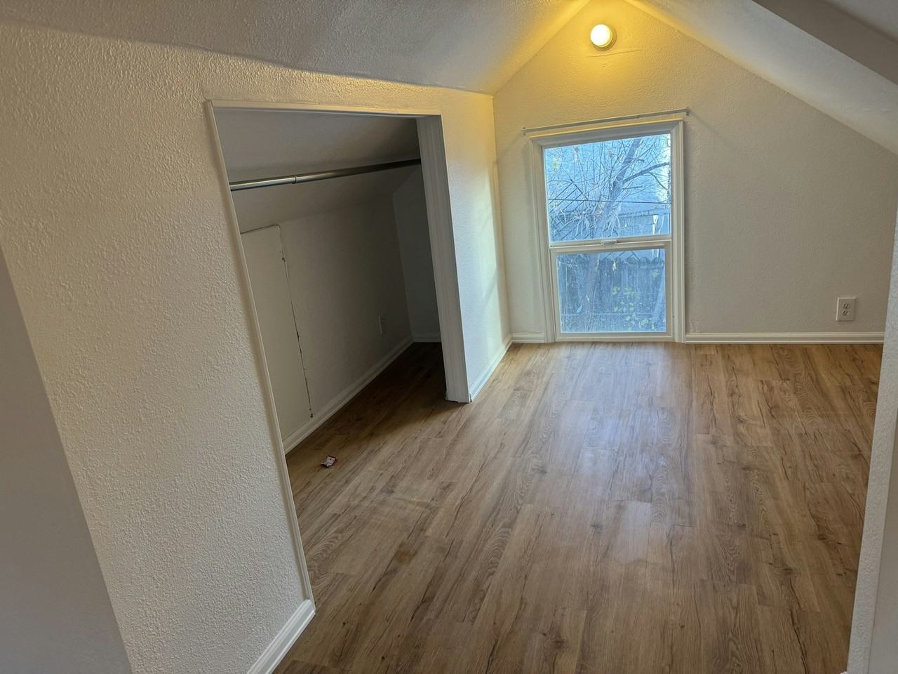 400 South Raleigh Street - Photo 7 of 9