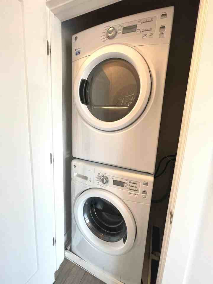 1800 Mount Vernon Ave, Unit 405 - Photo 4 of 22
