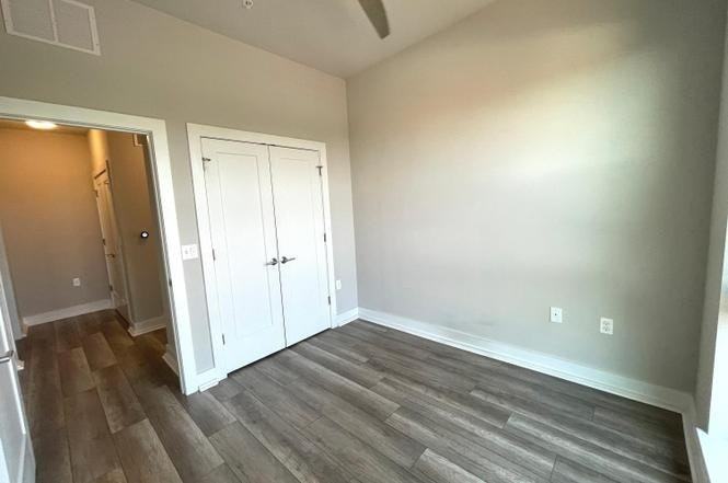 1800 Mount Vernon Ave, Unit 405 - Photo 6 of 22