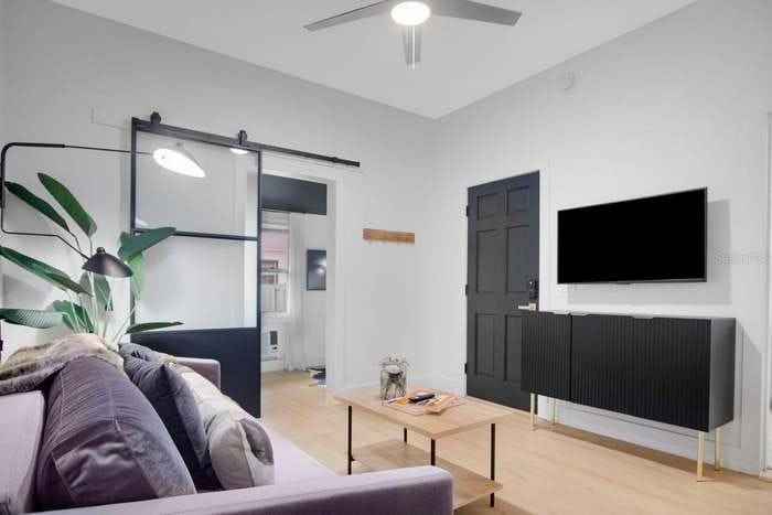 719 8th St N, Unit 1 - Photo 7 of 13