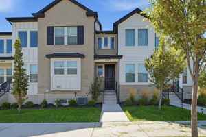 featured image of 4571 W Watchmen Way