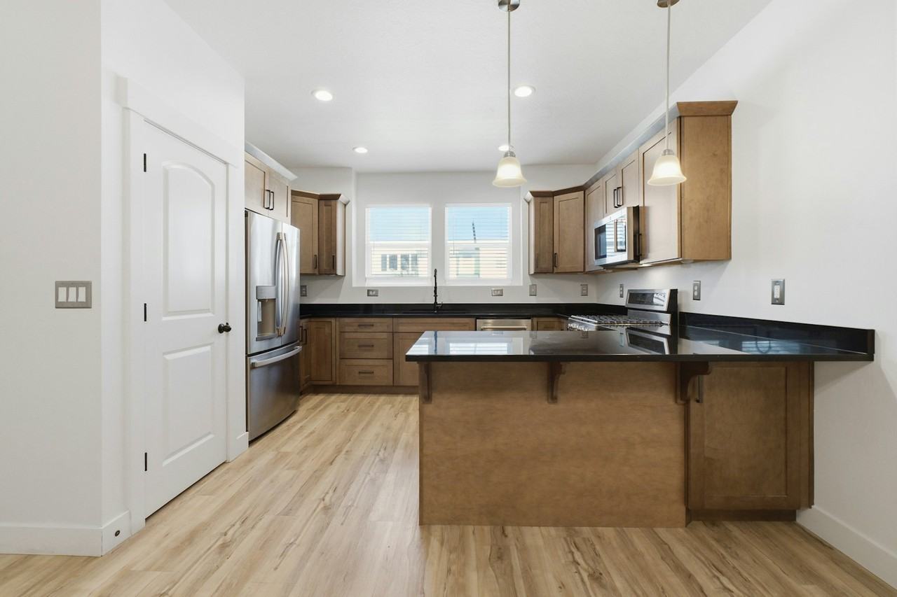 4571 West Watchmen Way - Photo 2 of 13