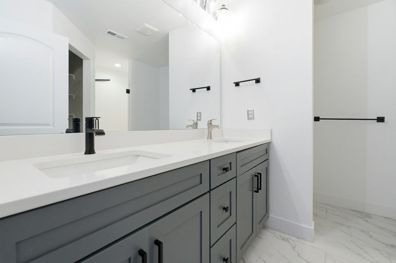 4571 West Watchmen Way - Photo 7 of 13