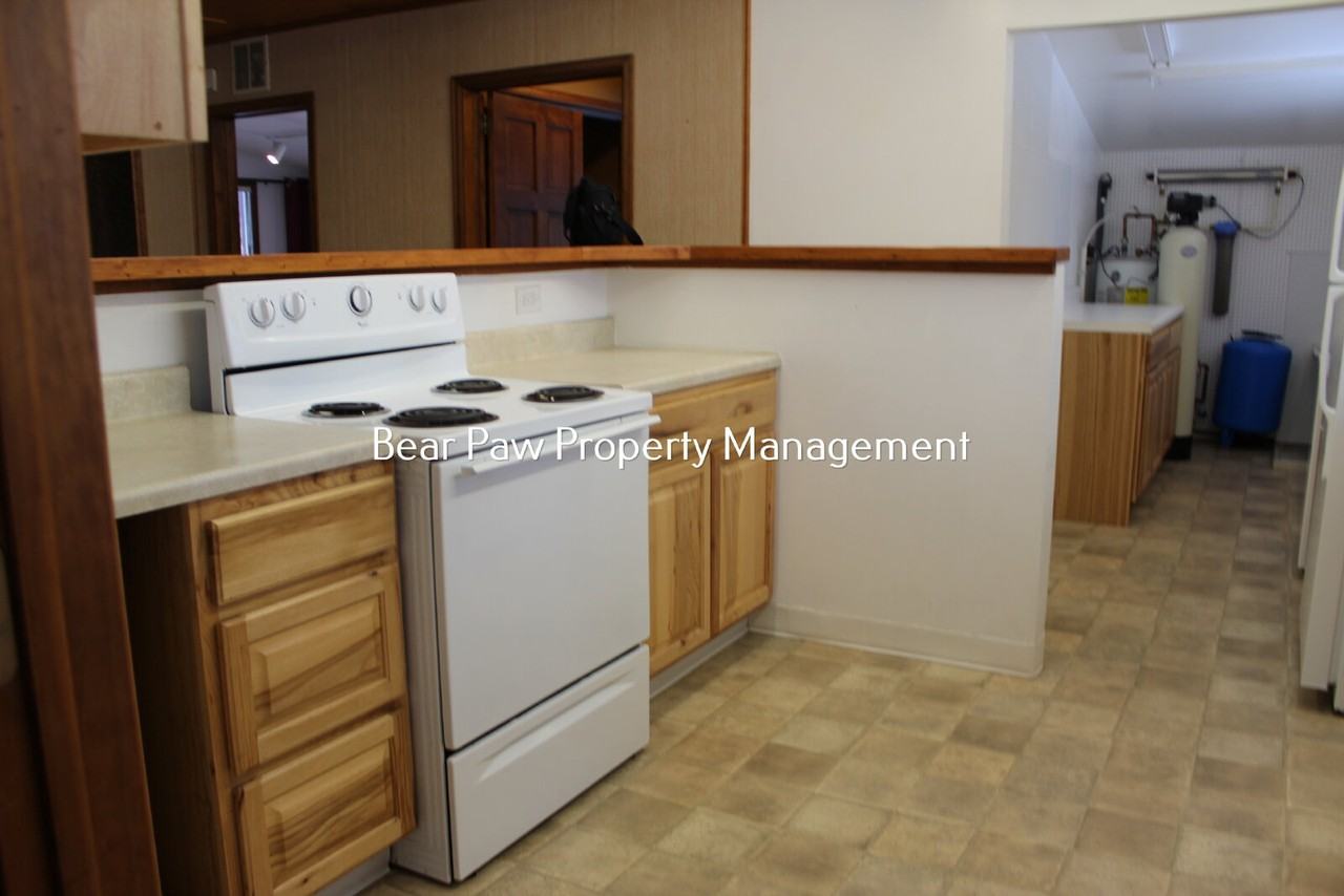 9250 Us Highway 285 - Photo 3 of 11