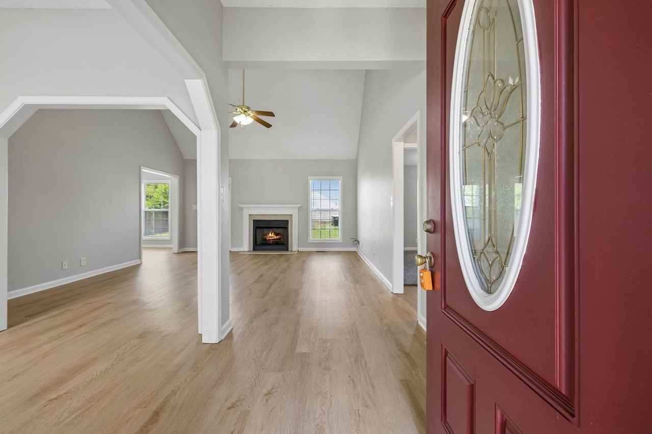 3708 Kendra Ct S - Photo 4 of 24