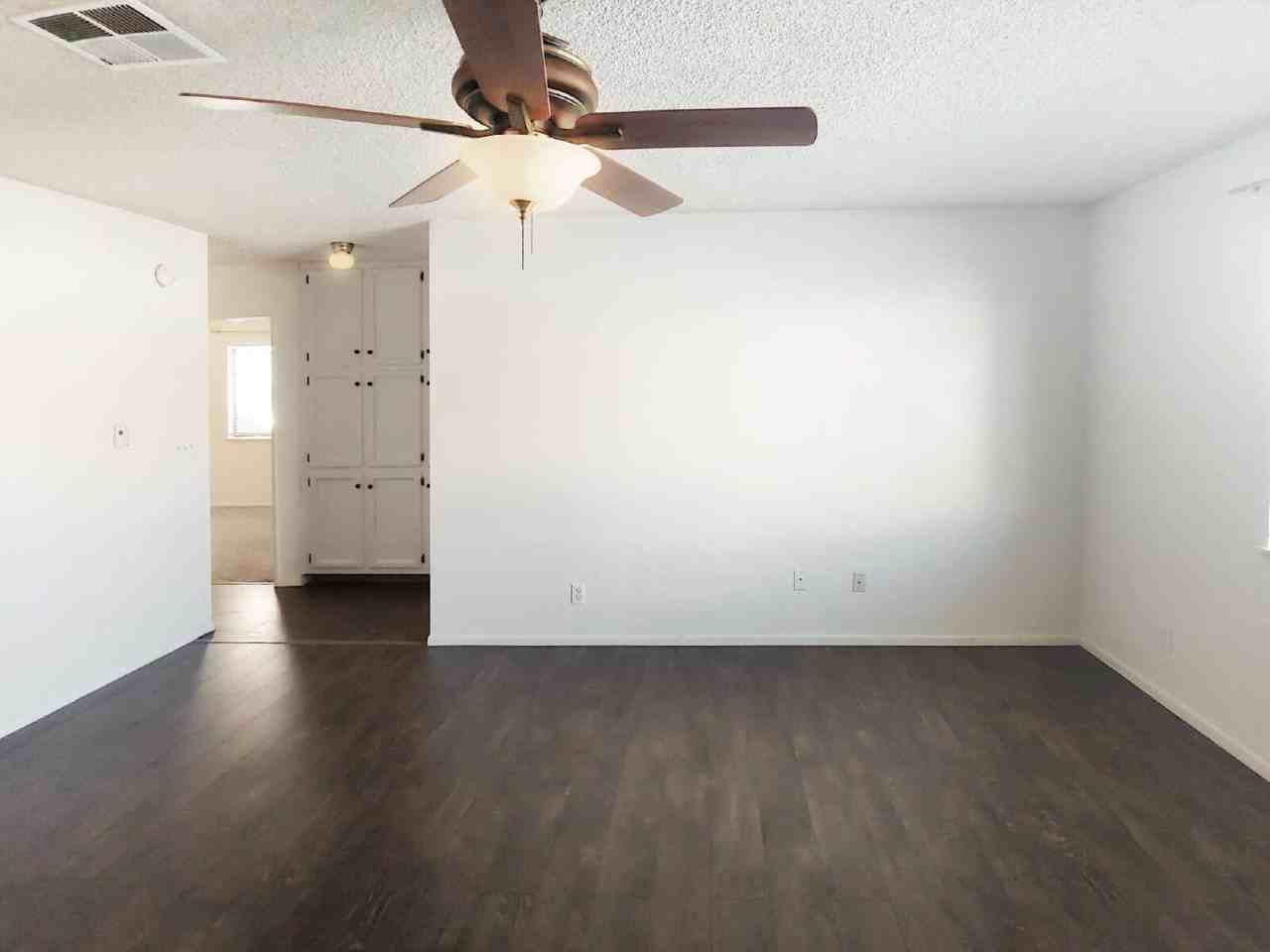 936 W Graaf Ave #A - Photo 6 of 13