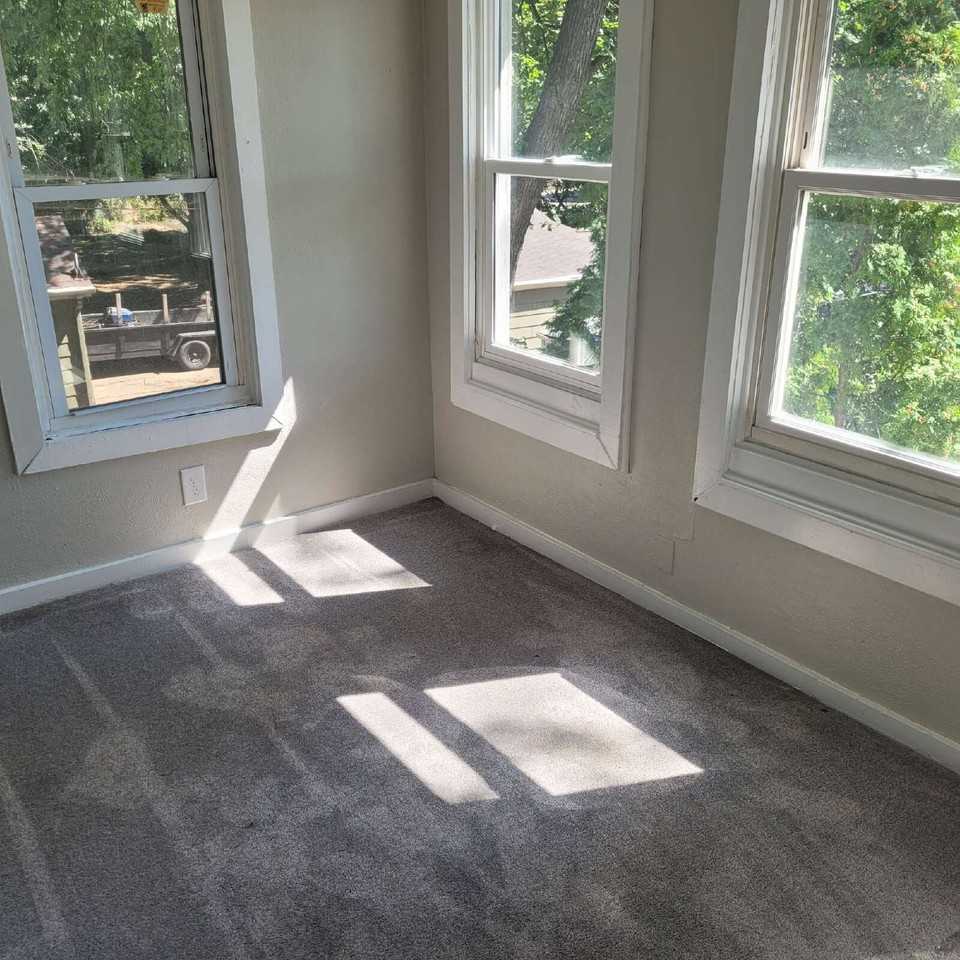 344 Jenks Ave Unit 2 - Photo 6 of 23