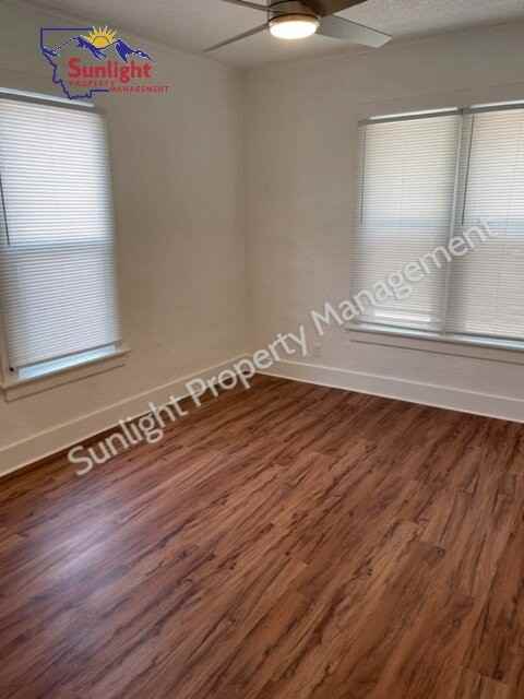 216 N 33rd St - Photo 4 of 9