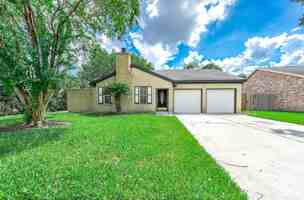 featured image of 10230 Trade Winds Dr