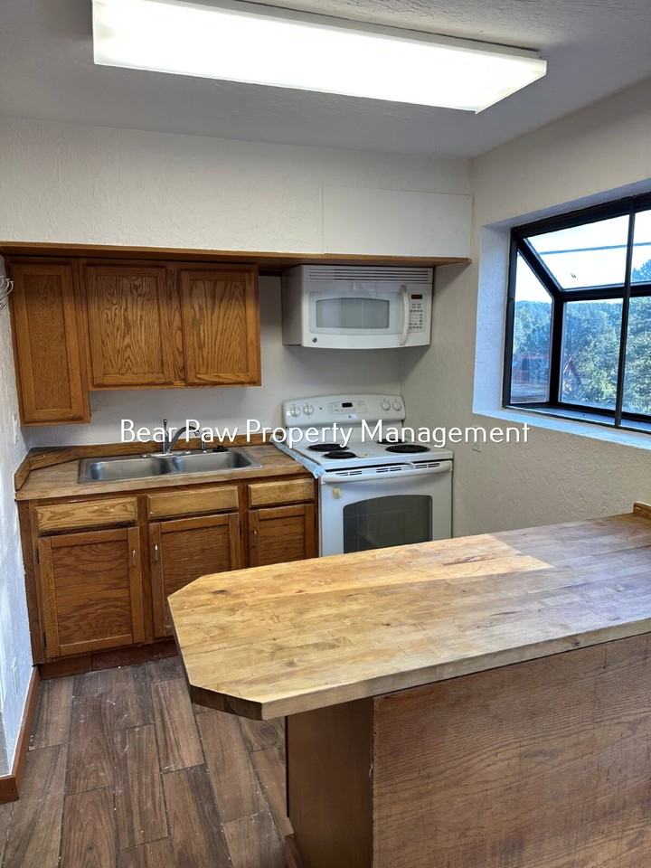 30092 Spruce Rd #L - Photo 4 of 9