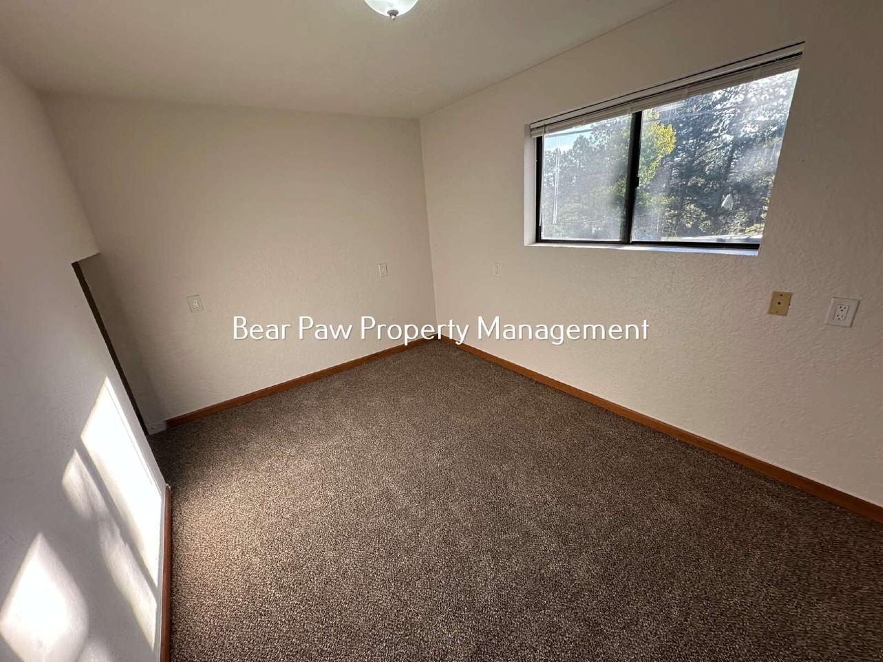 30092 Spruce Rd #L - Photo 7 of 9