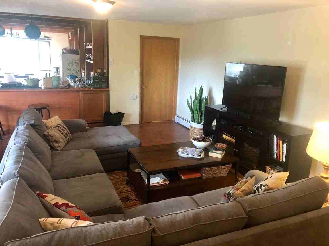 1153 Timber Ln - Photo 4 of 31