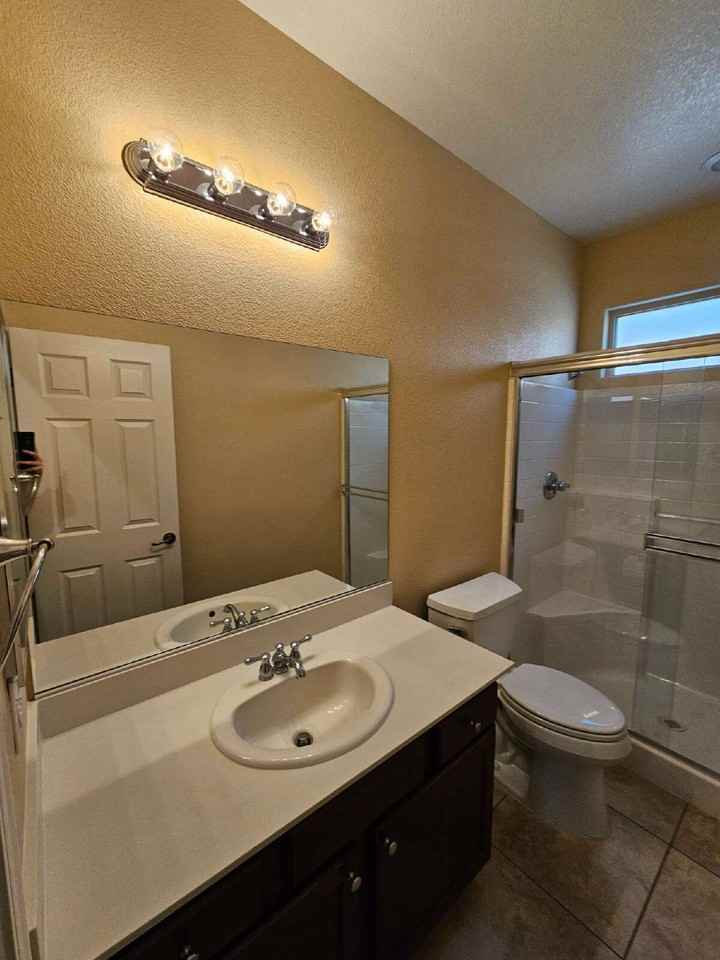 892 White Sparrow St - Photo 7 of 35