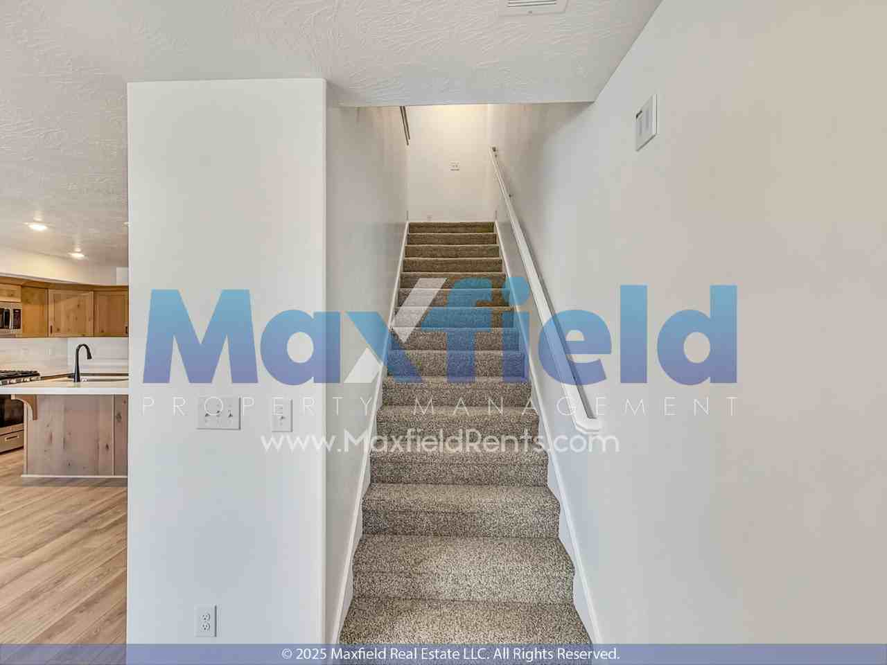 1372 N Meadow Ln - Photo 5 of 13