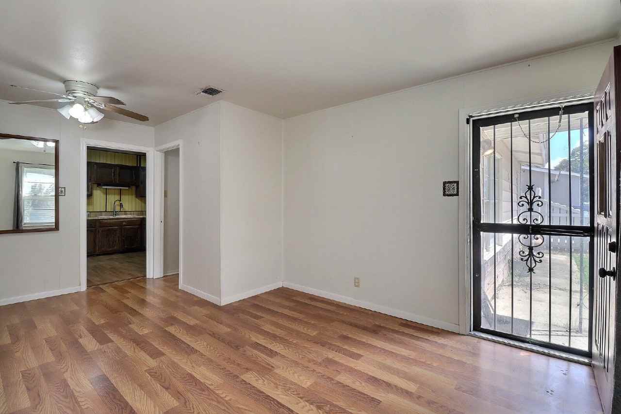 119 Langford Pl - Photo 4 of 19