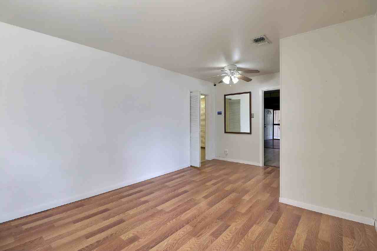 119 Langford Pl - Photo 6 of 19