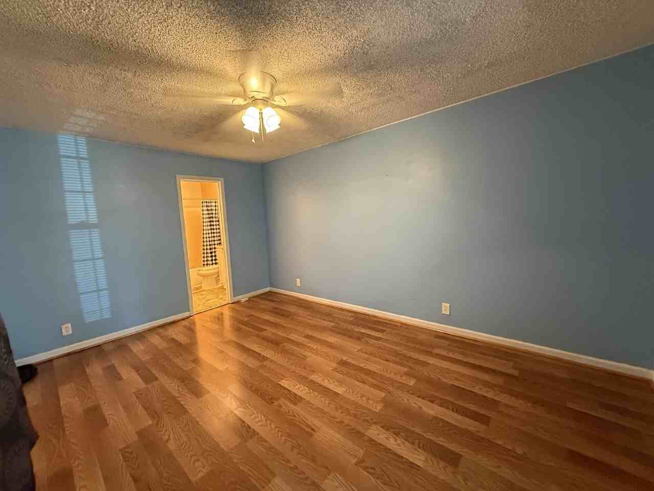2905 Sheana Way - Photo 3 of 24
