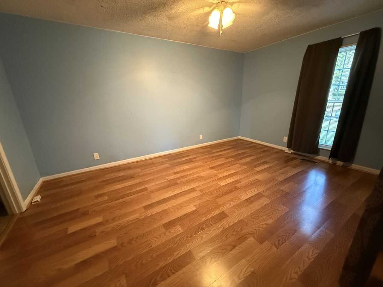 2905 Sheana Way - Photo 4 of 24