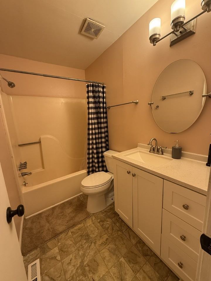2905 Sheana Way - Photo 5 of 24