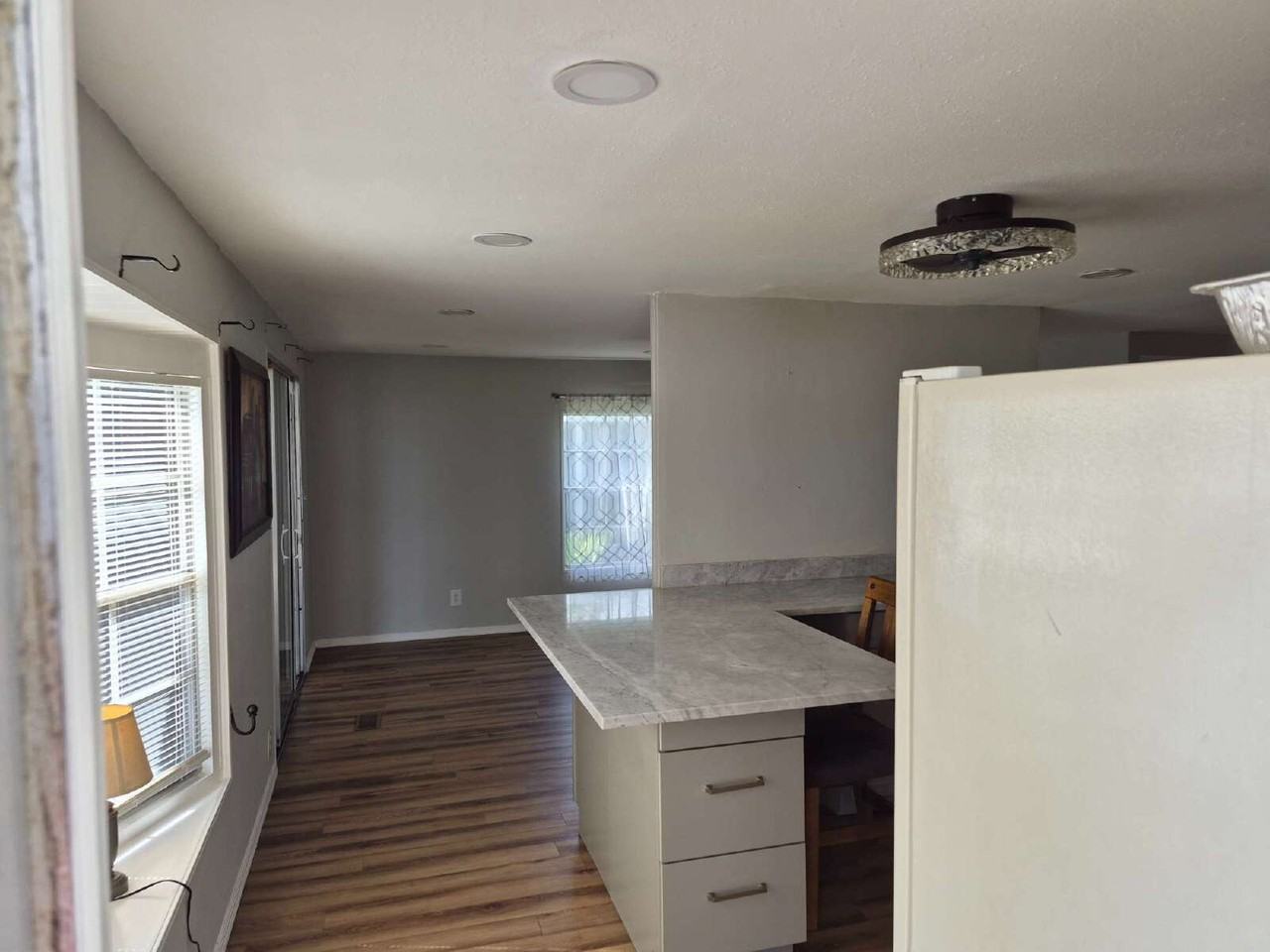 14233 Mayfair Ave - Photo 2 of 28