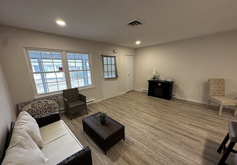 948C Aberdeen Dr - Photo 3 of 23