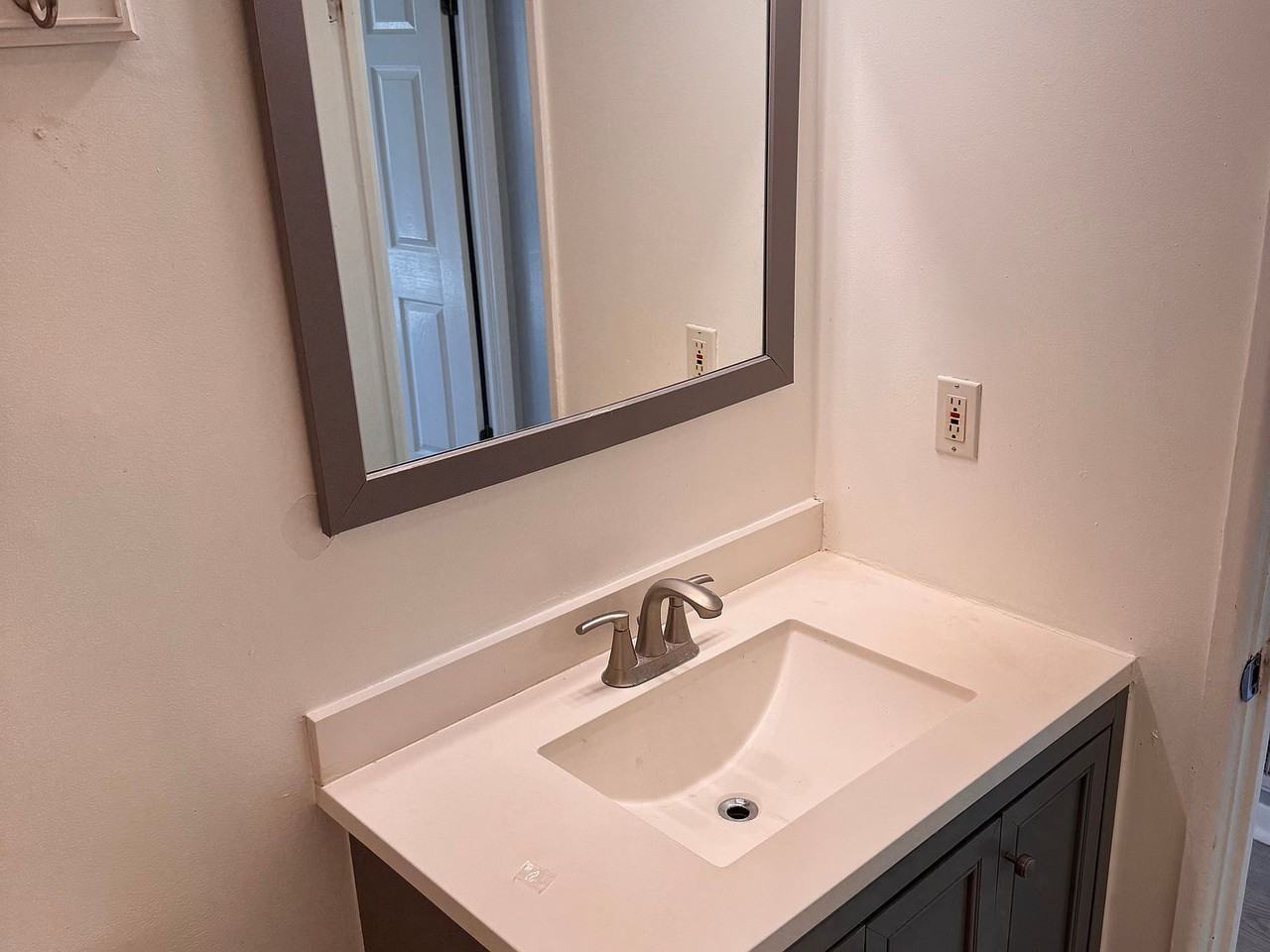 97 Colonel Bell Dr - Photo 7 of 10