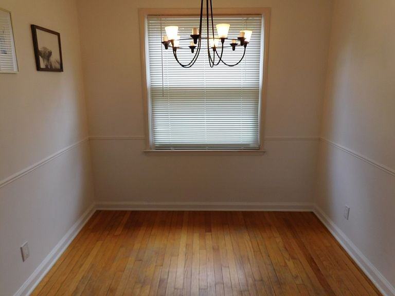 1646 Villa Rd - Photo 2 of 20