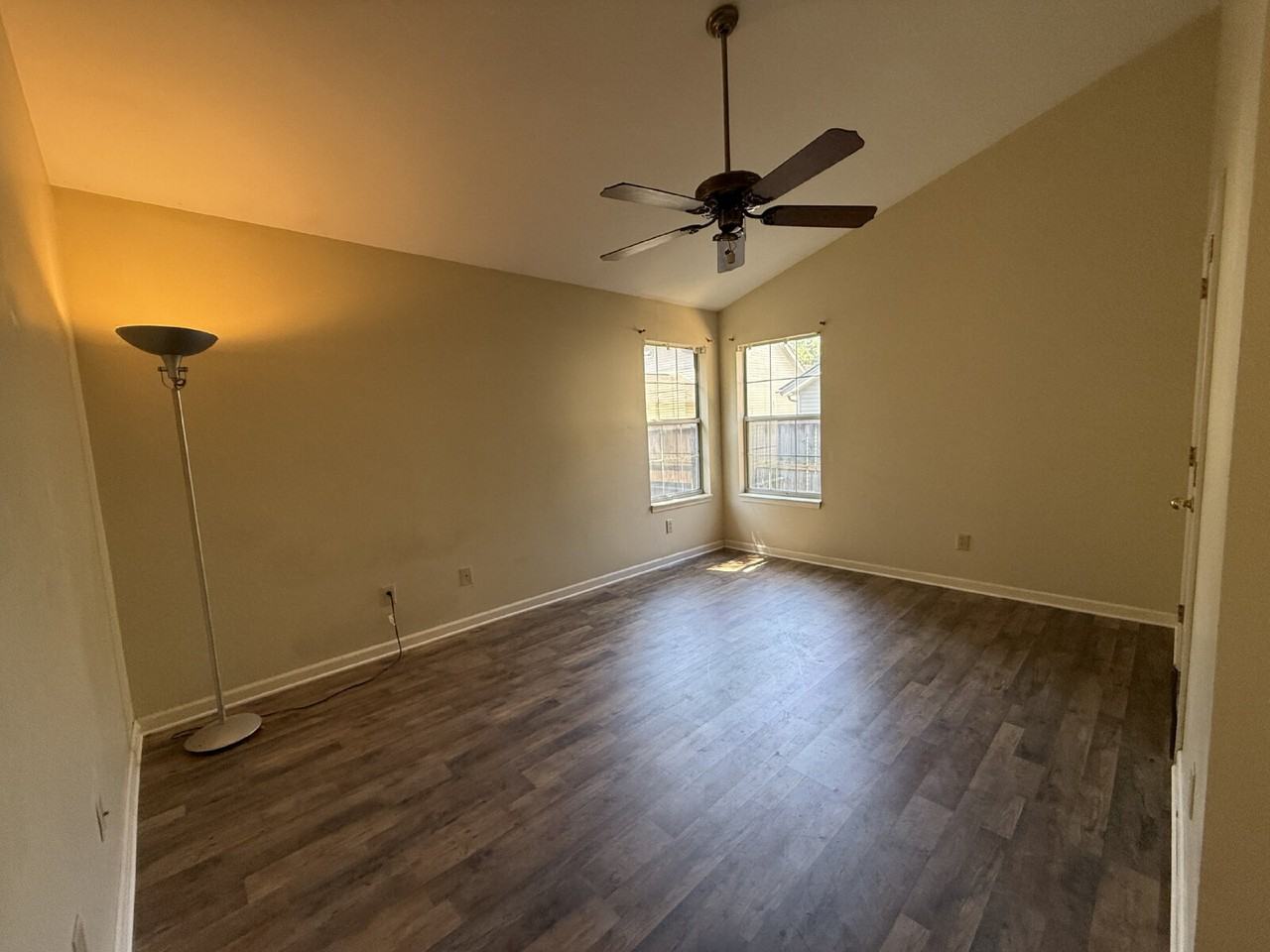 2011 Trent Park Pl - Photo 6 of 15