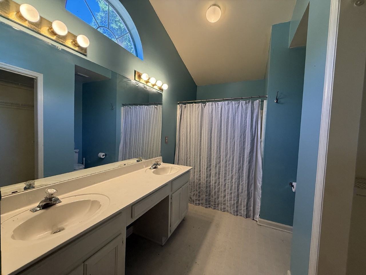 2011 Trent Park Pl - Photo 7 of 15